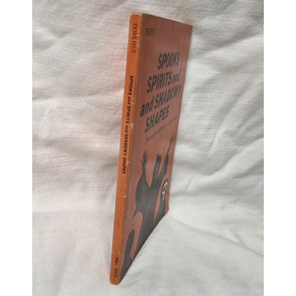 Vintage Spooks And Spirits And Shadowy Shapes Orange PB Ghost‎ Stories Youcaxton